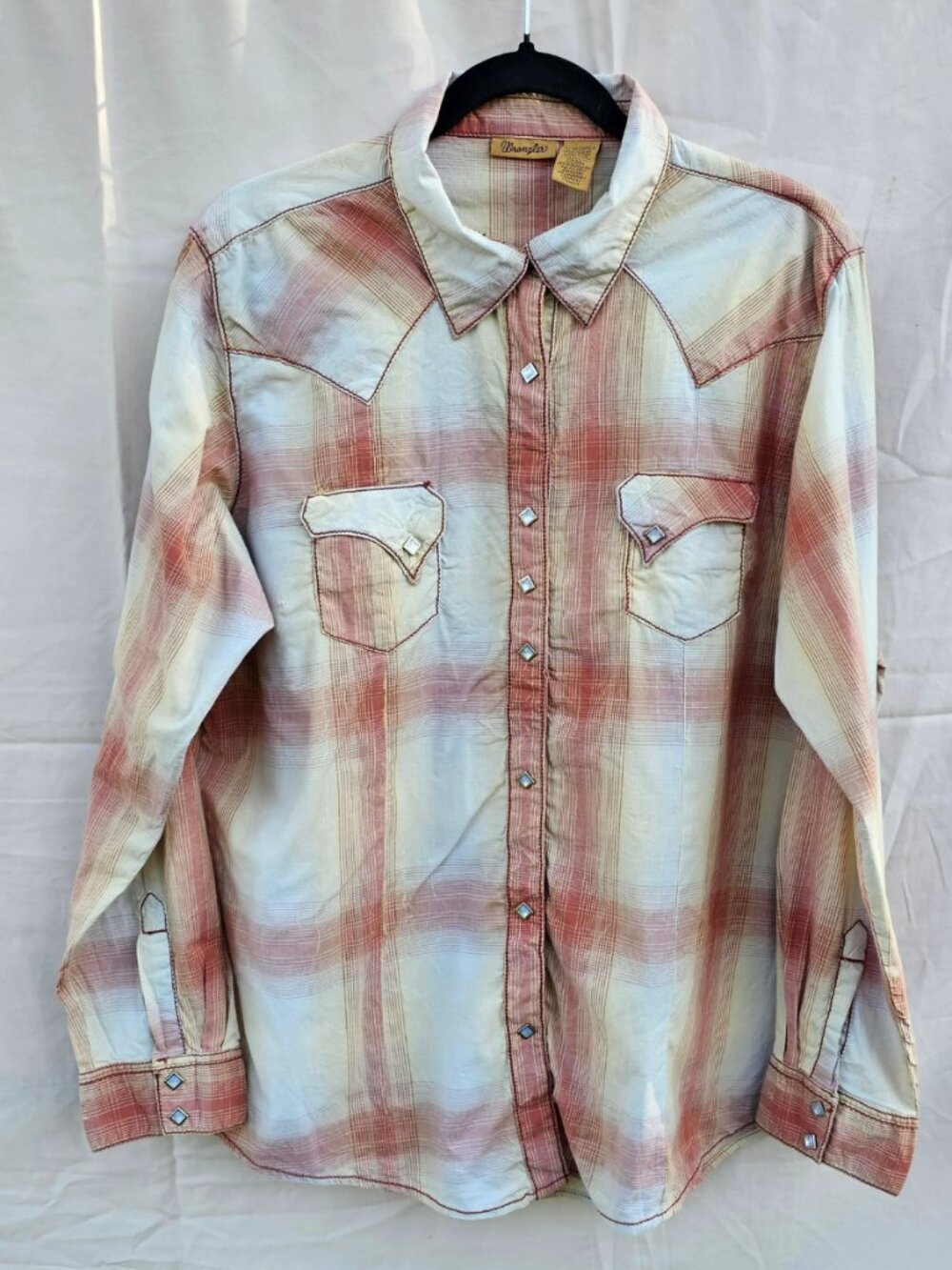 Wrangler Plaid Western Snap Shirt - Women's Size XL - Cream and Red Plaid